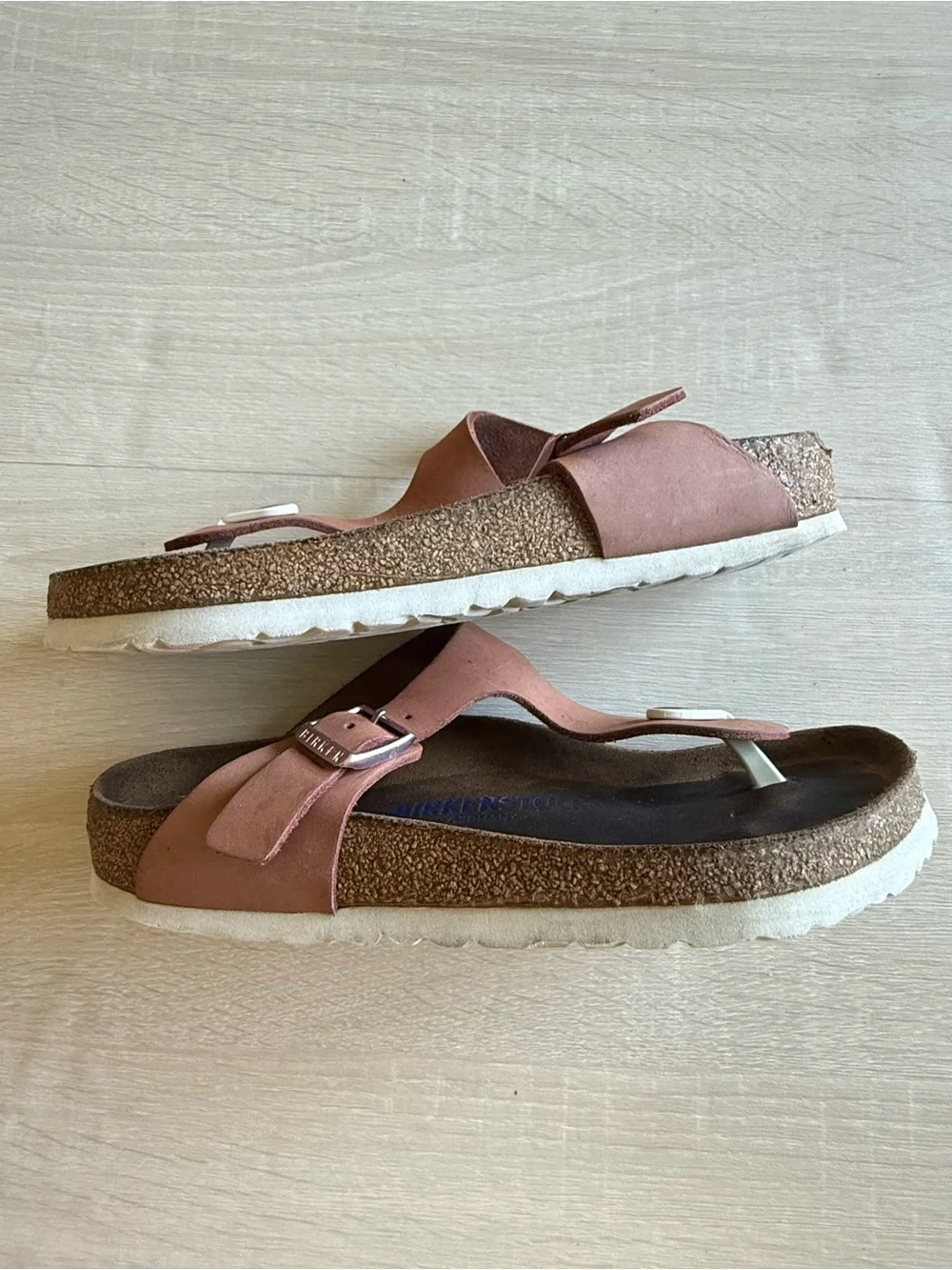 Birkenstock Gizeh Nubuck Leather Dusty Rose Thong Sandals Women’s EU 38
